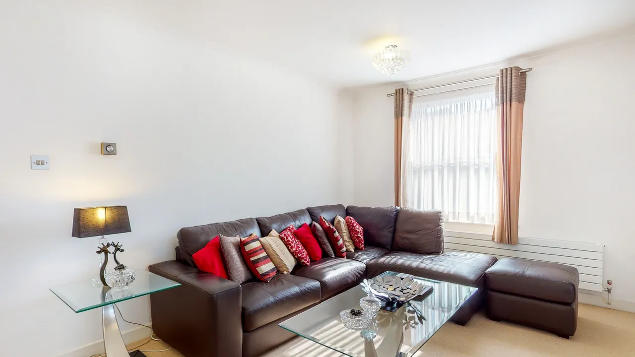 Sumpter Close, London, NW3, photo 4