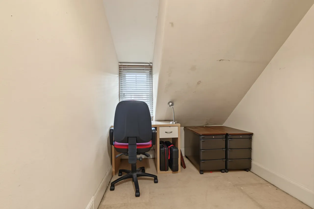 Dumbarton Road, Scotstoun, G14, photo 22