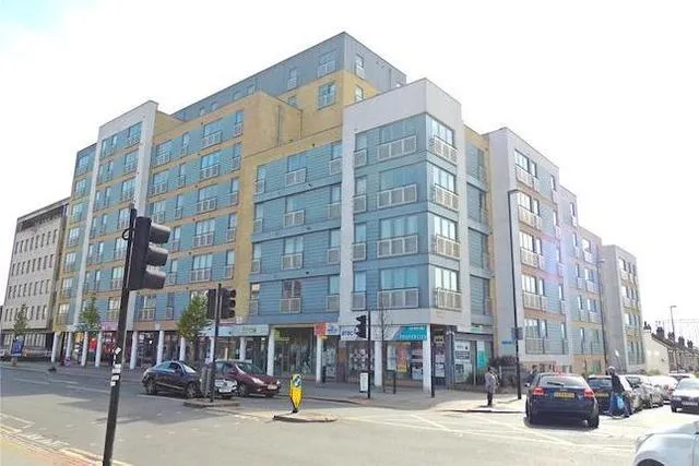 2 bed flat for sale, London Road, Croydon, CR0