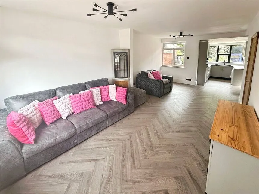 Derbyshire Drive, Ilkeston, DE7, photo 4