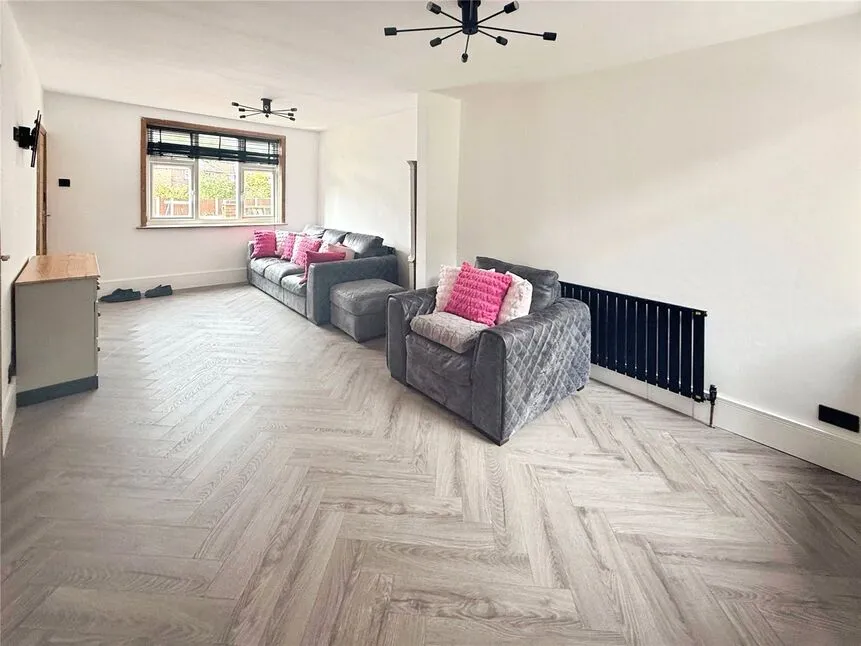 Derbyshire Drive, Ilkeston, DE7, photo 10