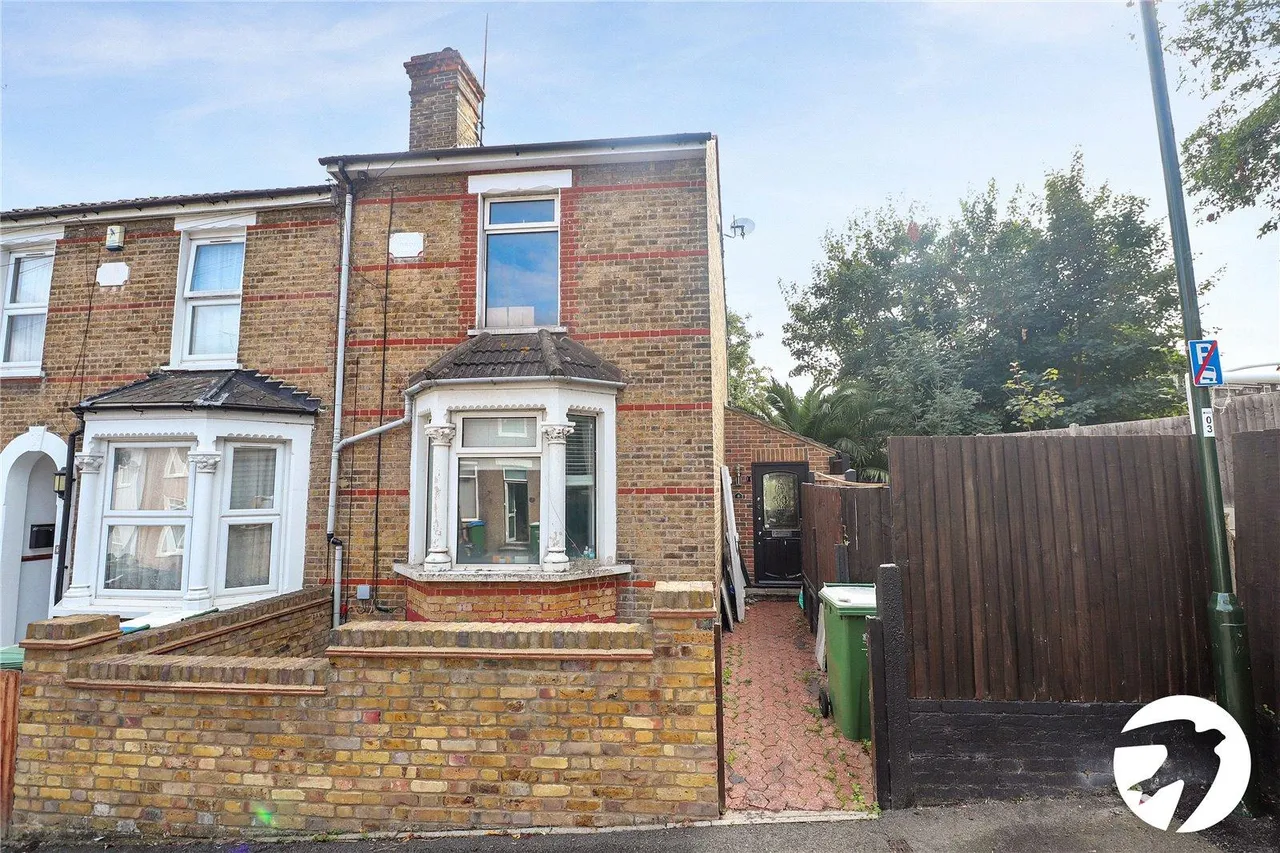 Willis Road, DA8, photo 19