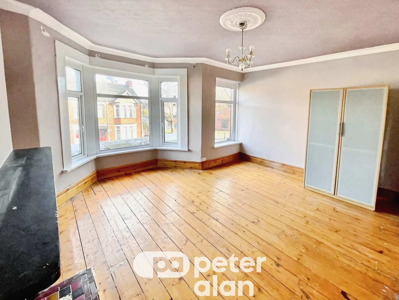 Corporation Road, Cardiff, CF11, photo 6