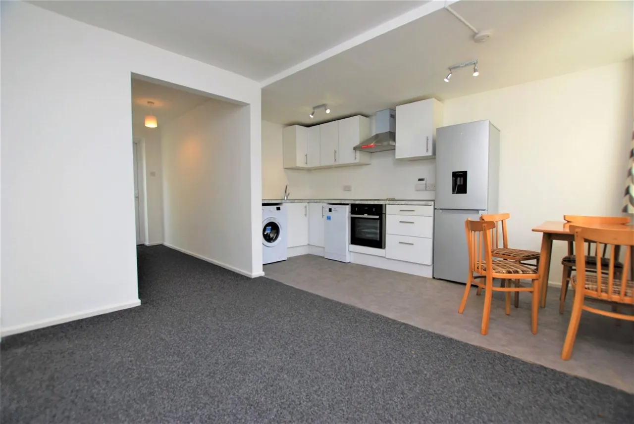 Guildford Park Avenue, Guildford, GU2, photo 4