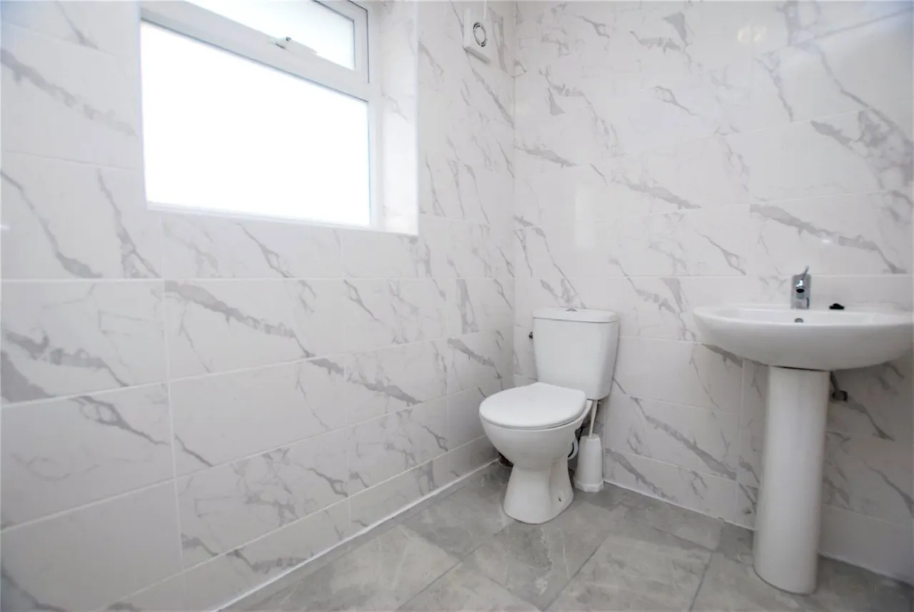 Guildford Park Avenue, Guildford, GU2, photo 11
