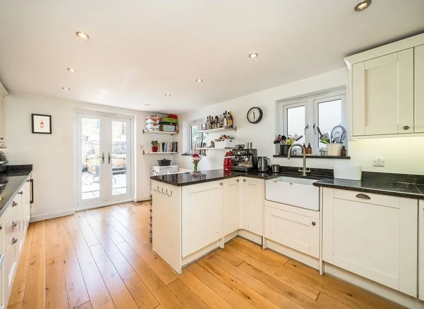 Andalus Road, Stockwell, SW9, photo 2