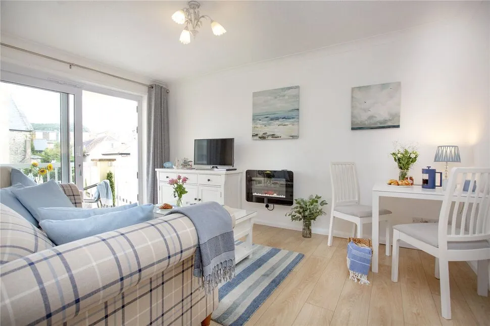 Western Court, Sidmouth, Devon, EX10, photo 2