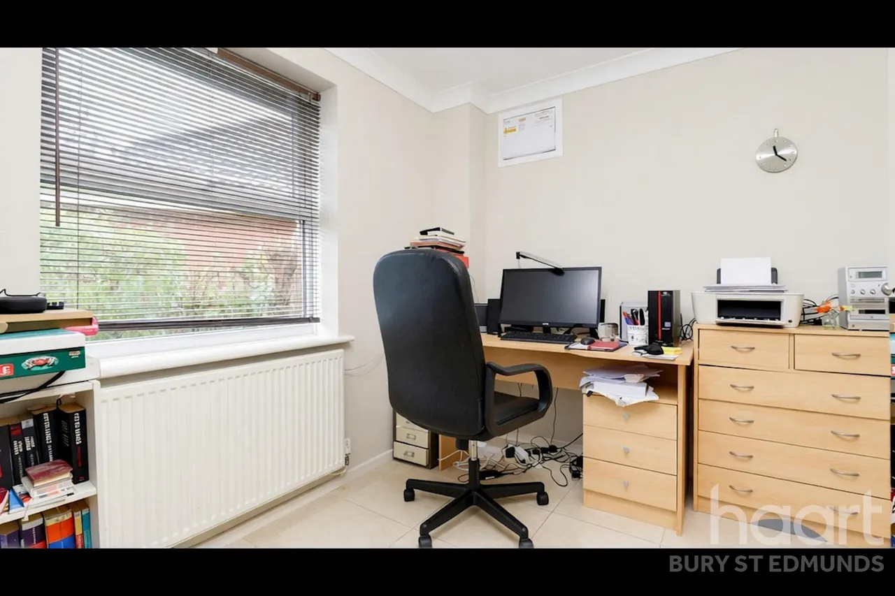 Brunwyn Close, Bury St Edmunds, IP32, photo 8