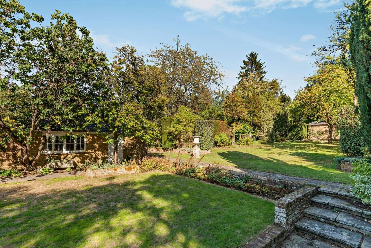 London Road, Chalfont St. Giles, HP8, photo 16