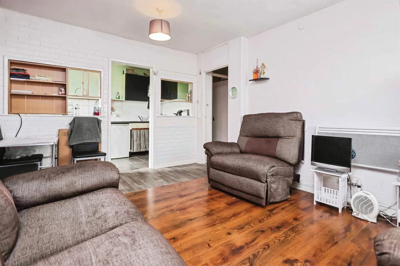 Culmington Road, Birmingham, B31, photo 4