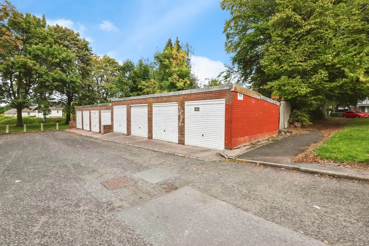 Culmington Road, Birmingham, B31, photo 16