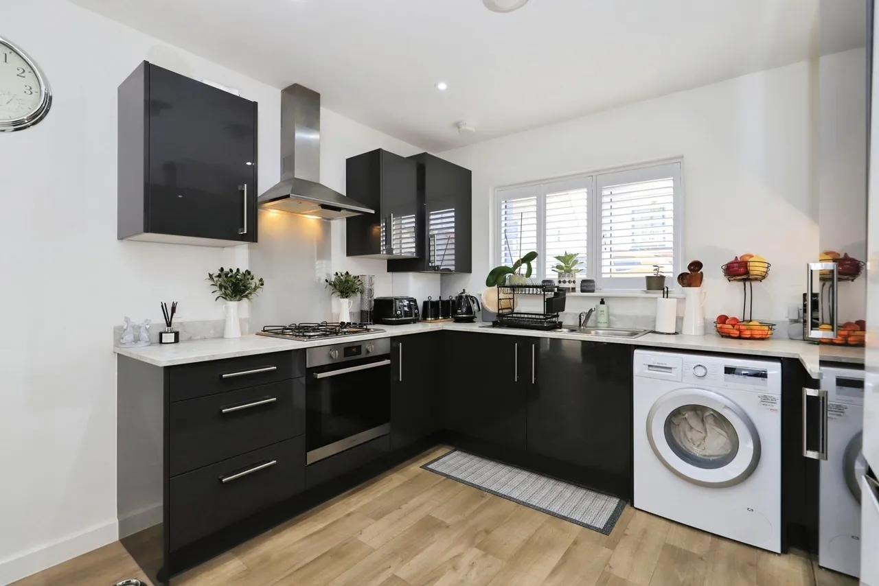 Juniper Avenue, Wolverhampton, WV10, photo 8