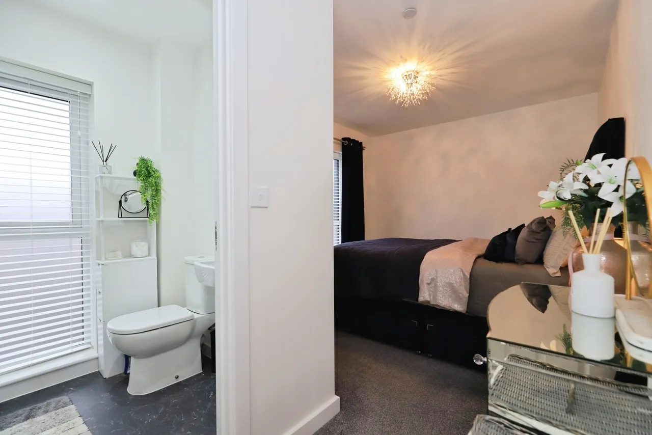 Juniper Avenue, Wolverhampton, WV10, photo 21