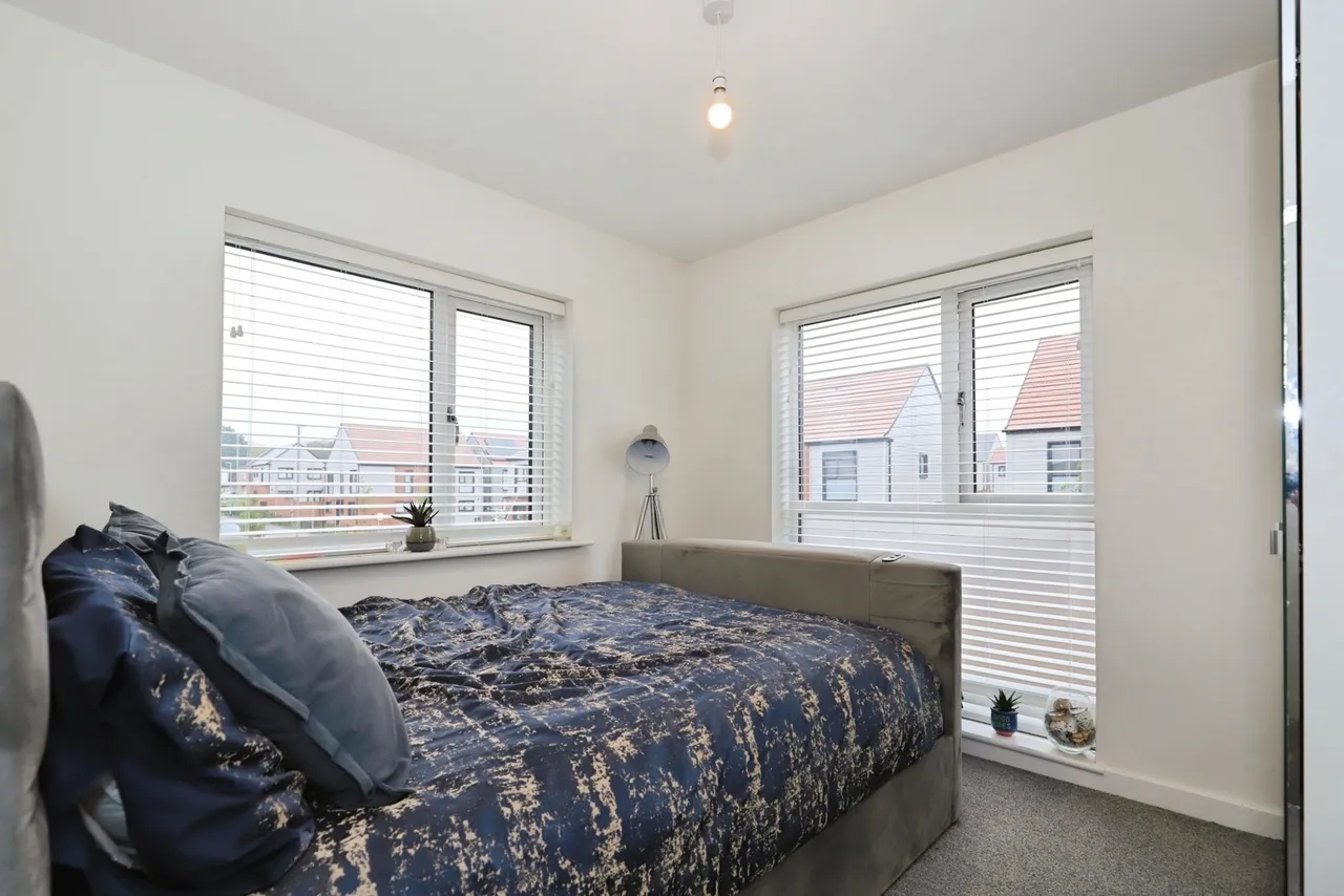 Juniper Avenue, Wolverhampton, WV10, photo 14