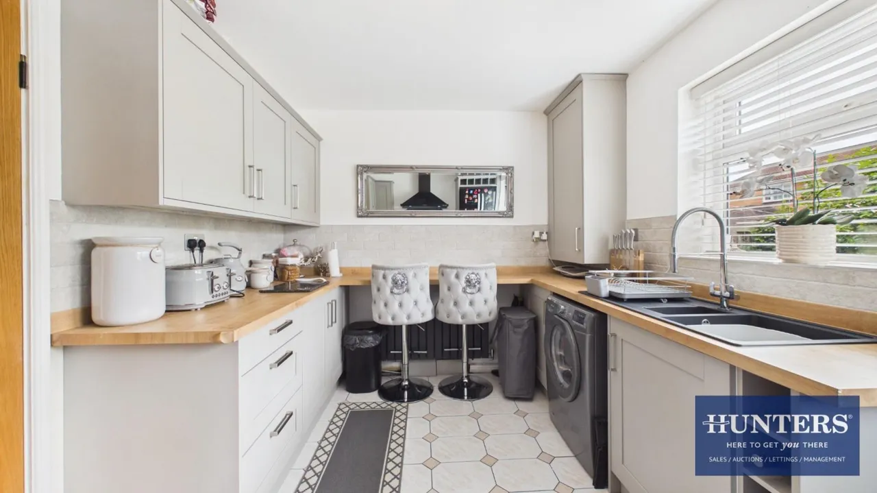 Donington Close, Fulford Grange, SR5, photo 8