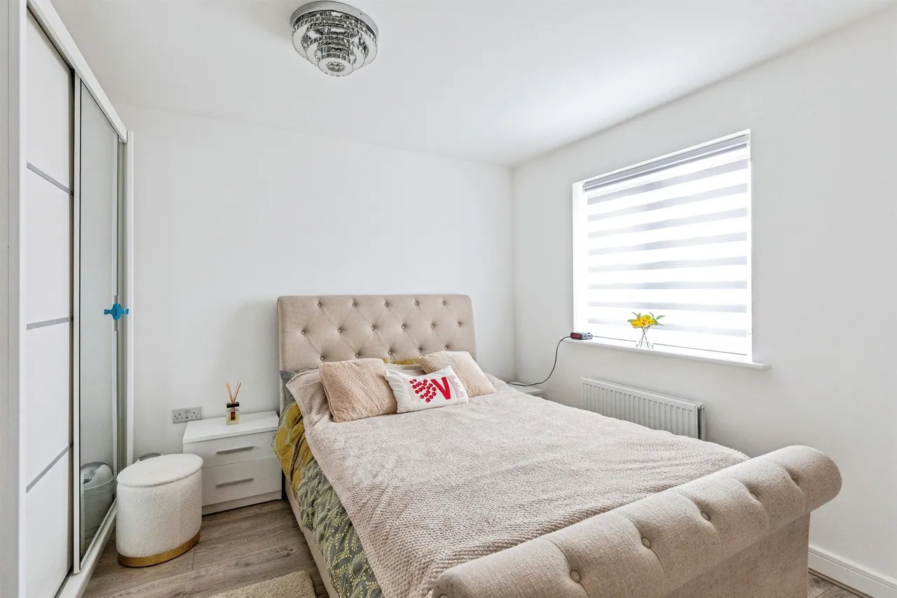 Eleanor Drive, Wellingborough, NN8, photo 14