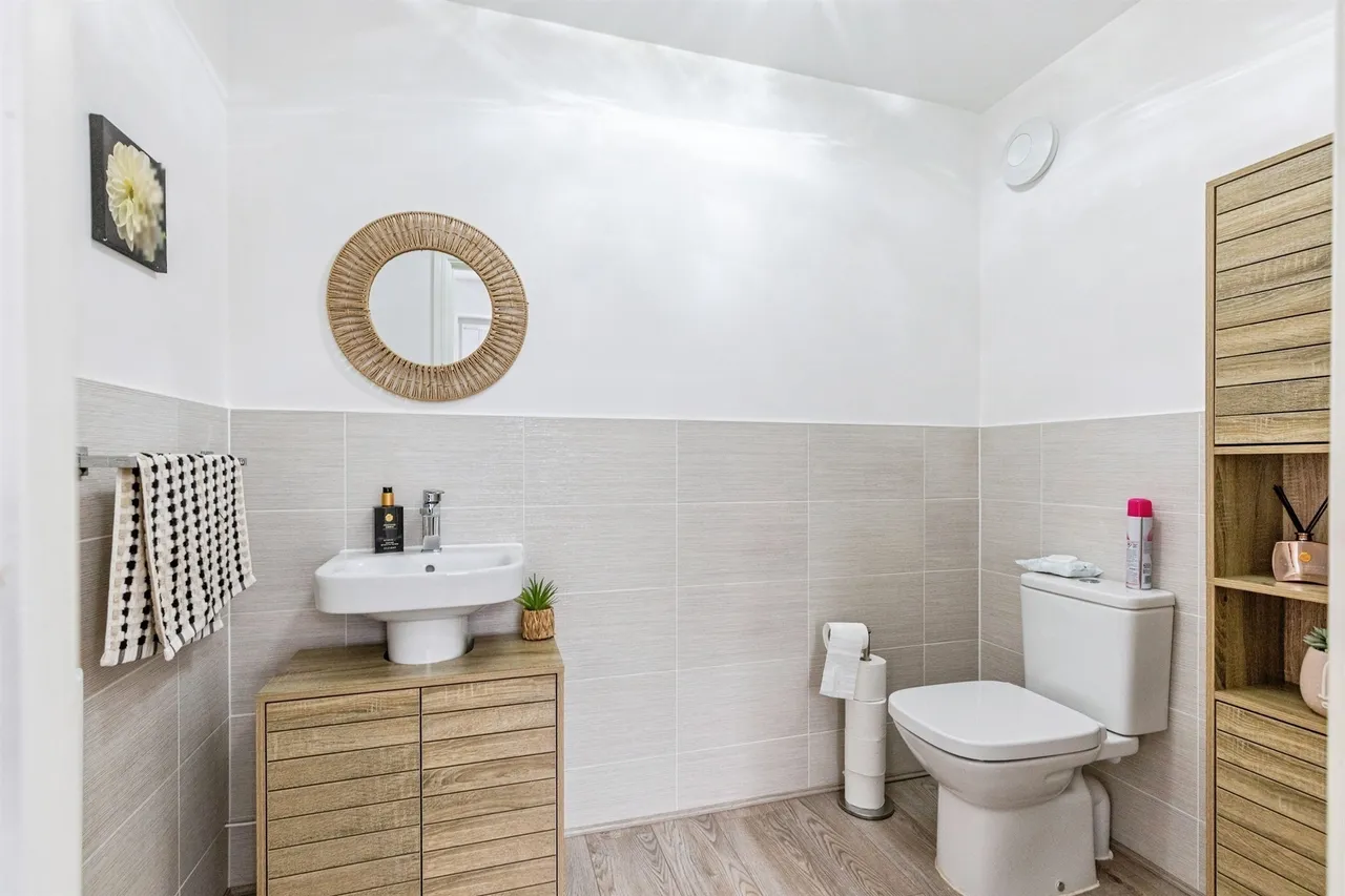 Eleanor Drive, Wellingborough, NN8, photo 7