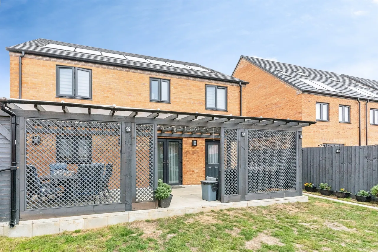 Eleanor Drive, Wellingborough, NN8, photo 16