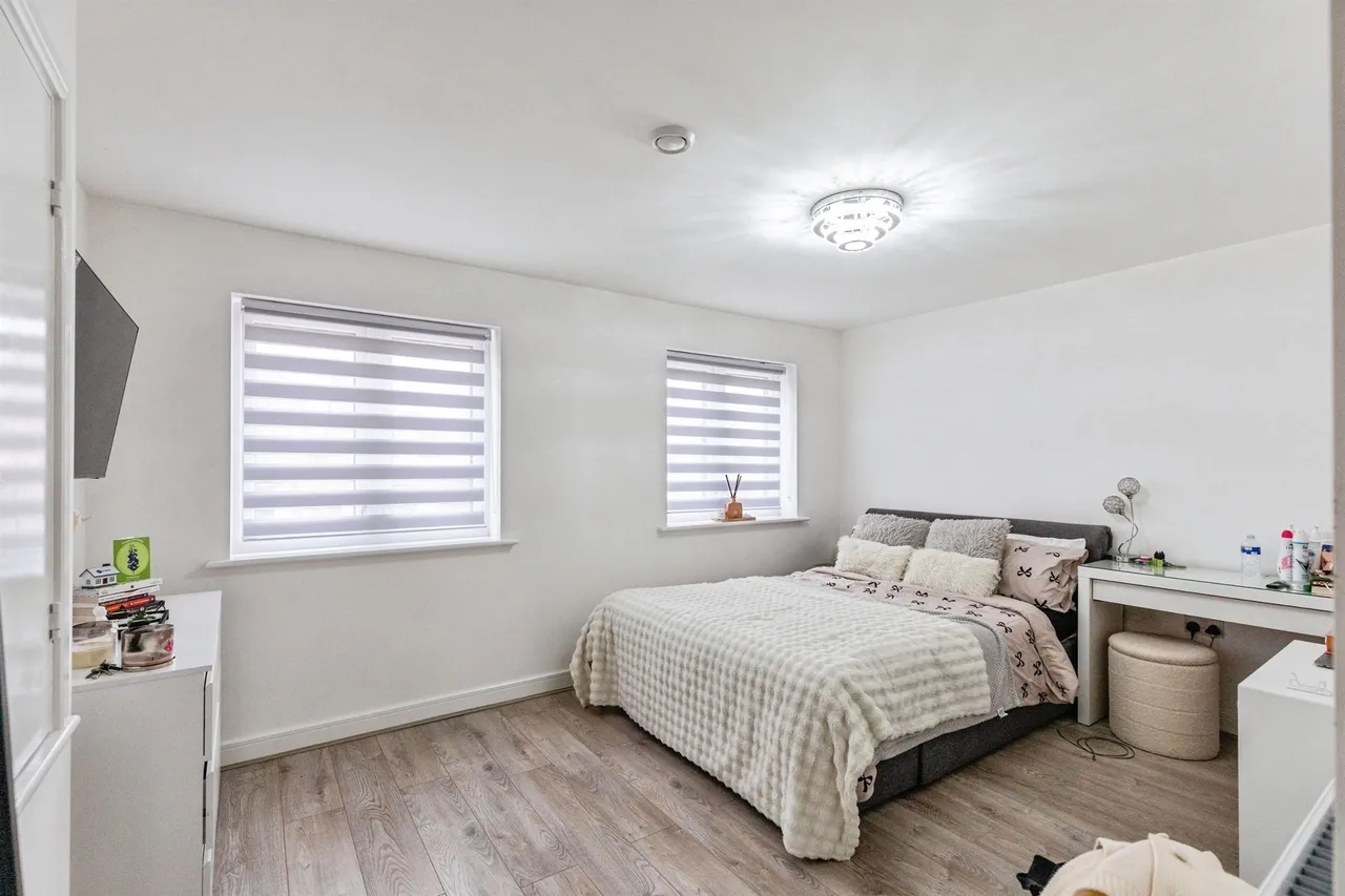 Eleanor Drive, Wellingborough, NN8, photo 10