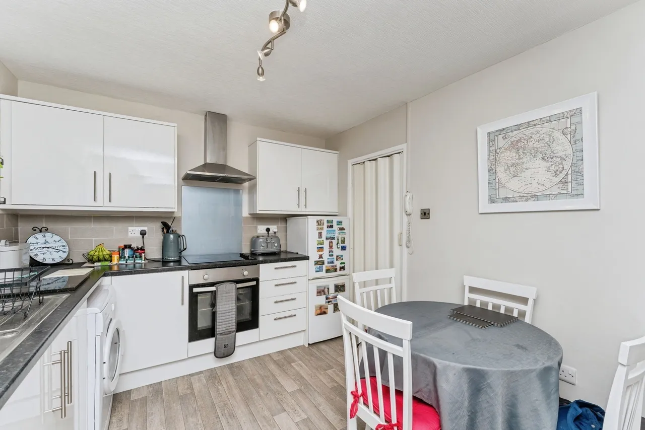 Rochester Drive, Prestatyn, LL19, photo 4
