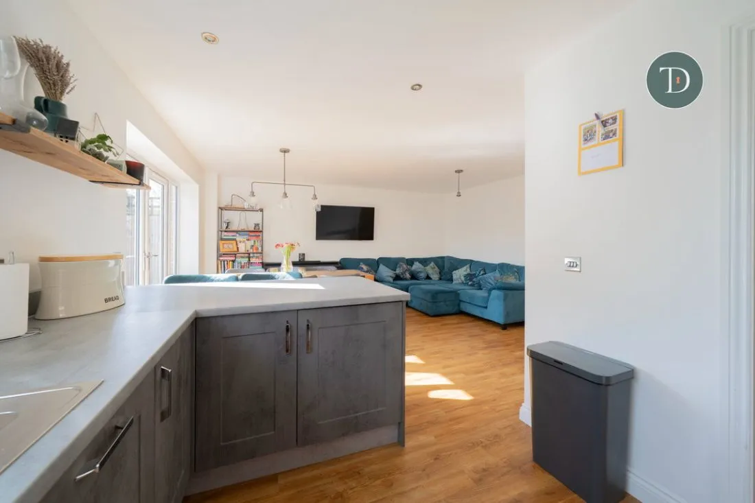 Shones Croft, Ness, CH64 4BE, photo 9