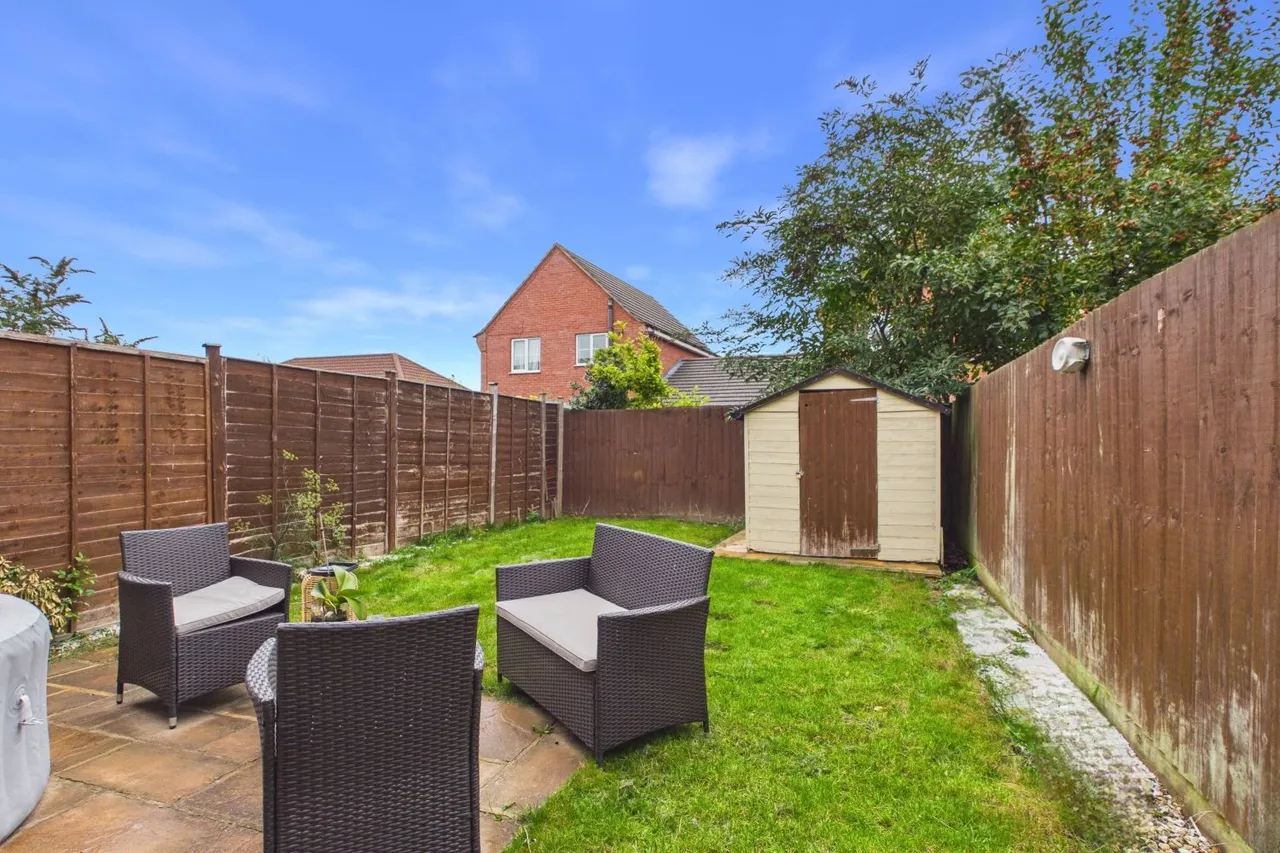 Foxglove Court, Spalding, PE11, photo 4