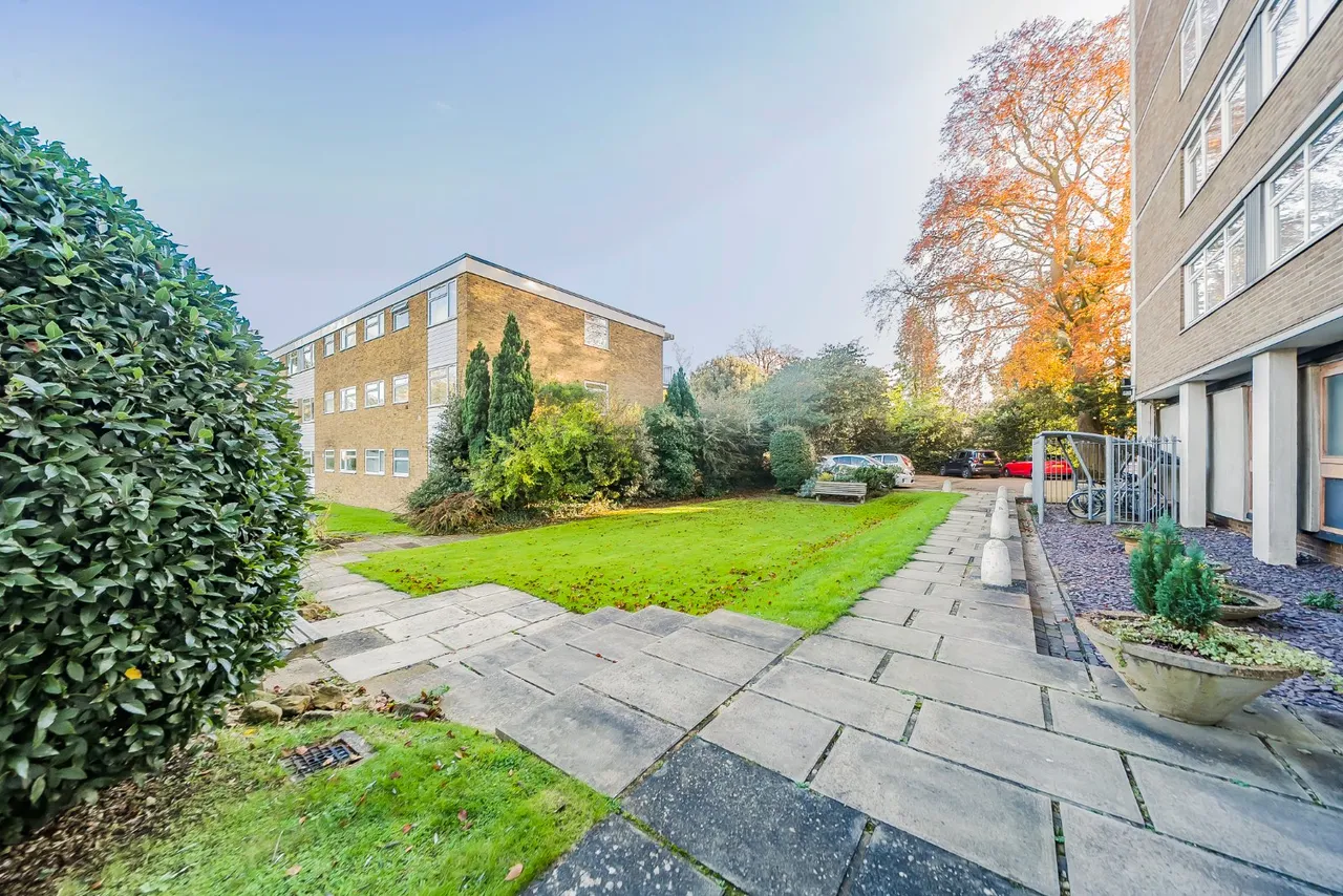 Bassett Avenue, Bassett, SO16, photo 7