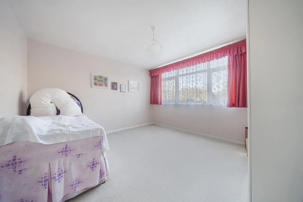 Bassett Avenue, Bassett, SO16, photo 8