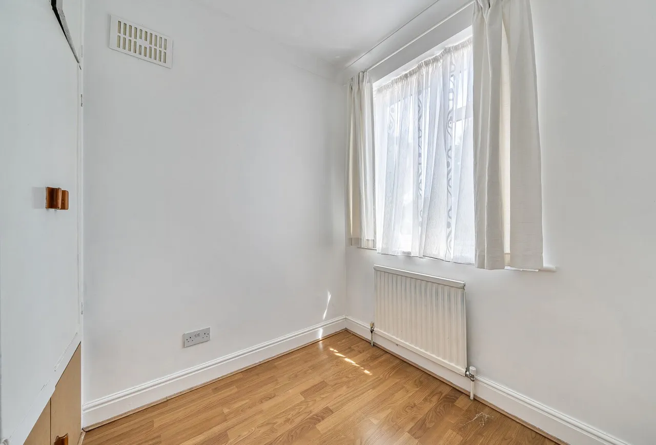 Princes Avenue, London, NW9 9JE, photo 10