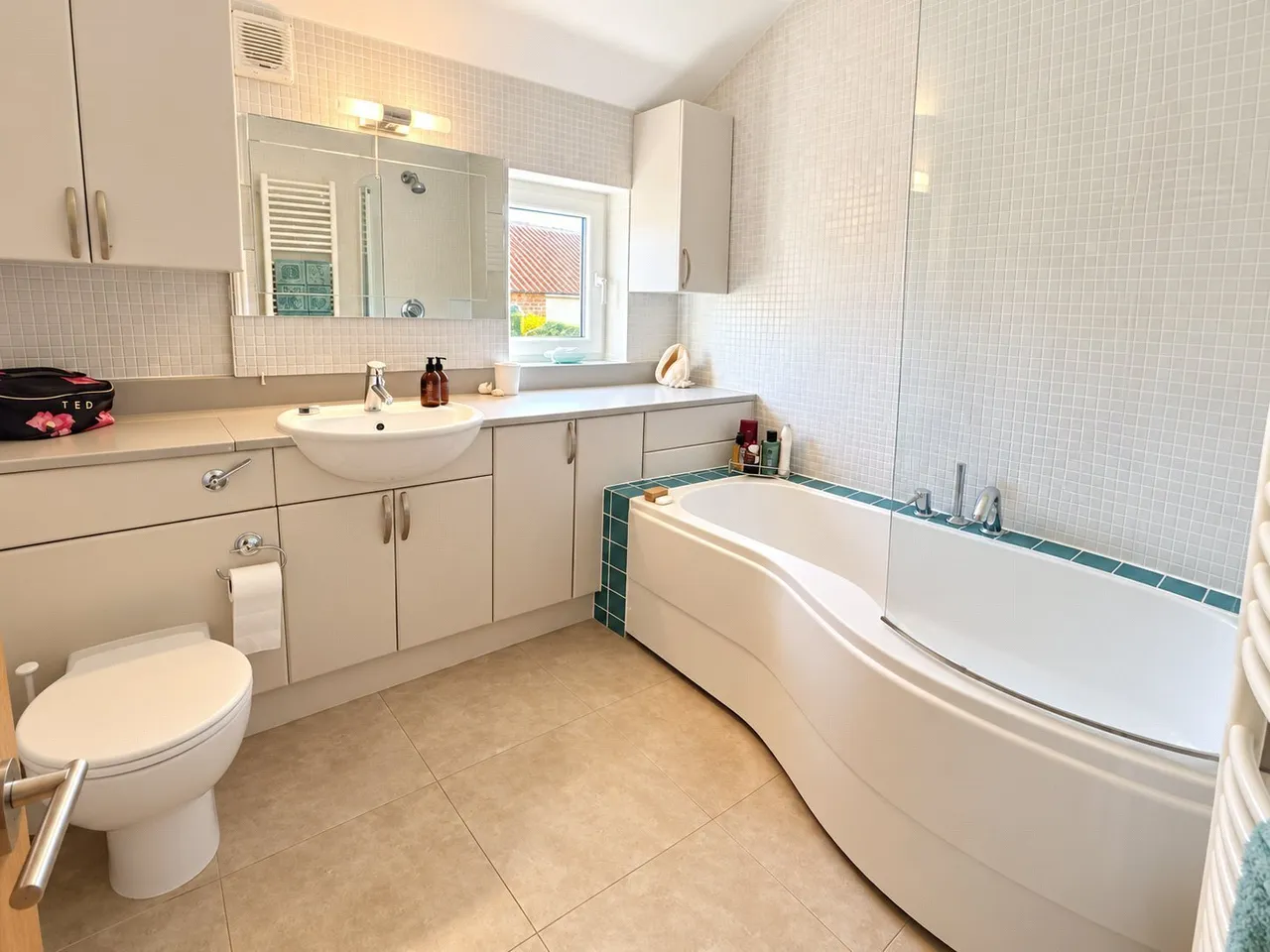 Baker Street, Appleton Wiske, DL6, photo 10