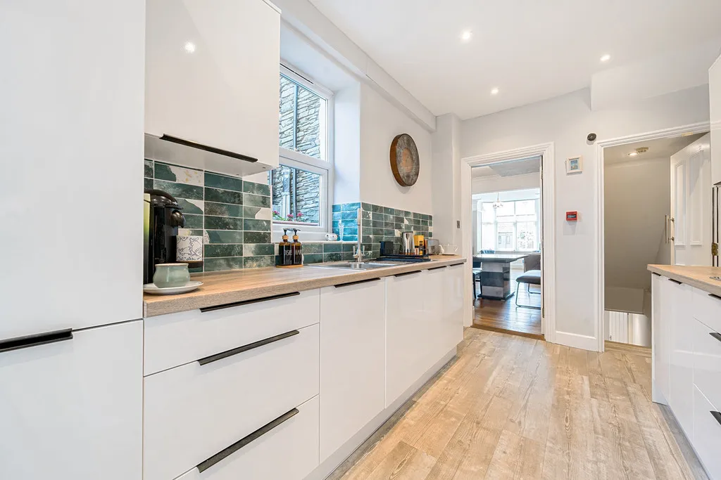 Upper Oak Street, Windermere, LA23, photo 18