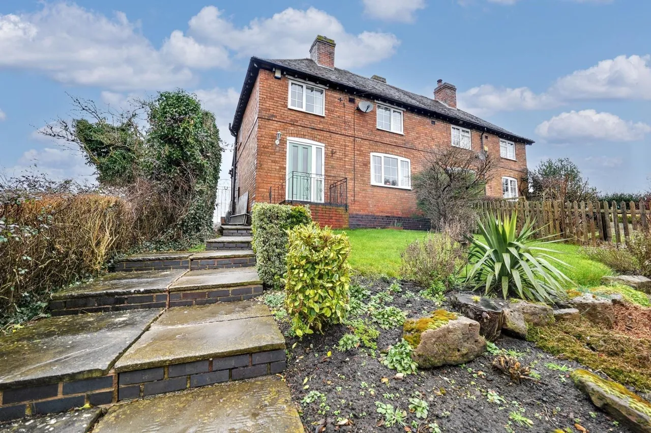 Main Road, Ansty, CV7, photo 16