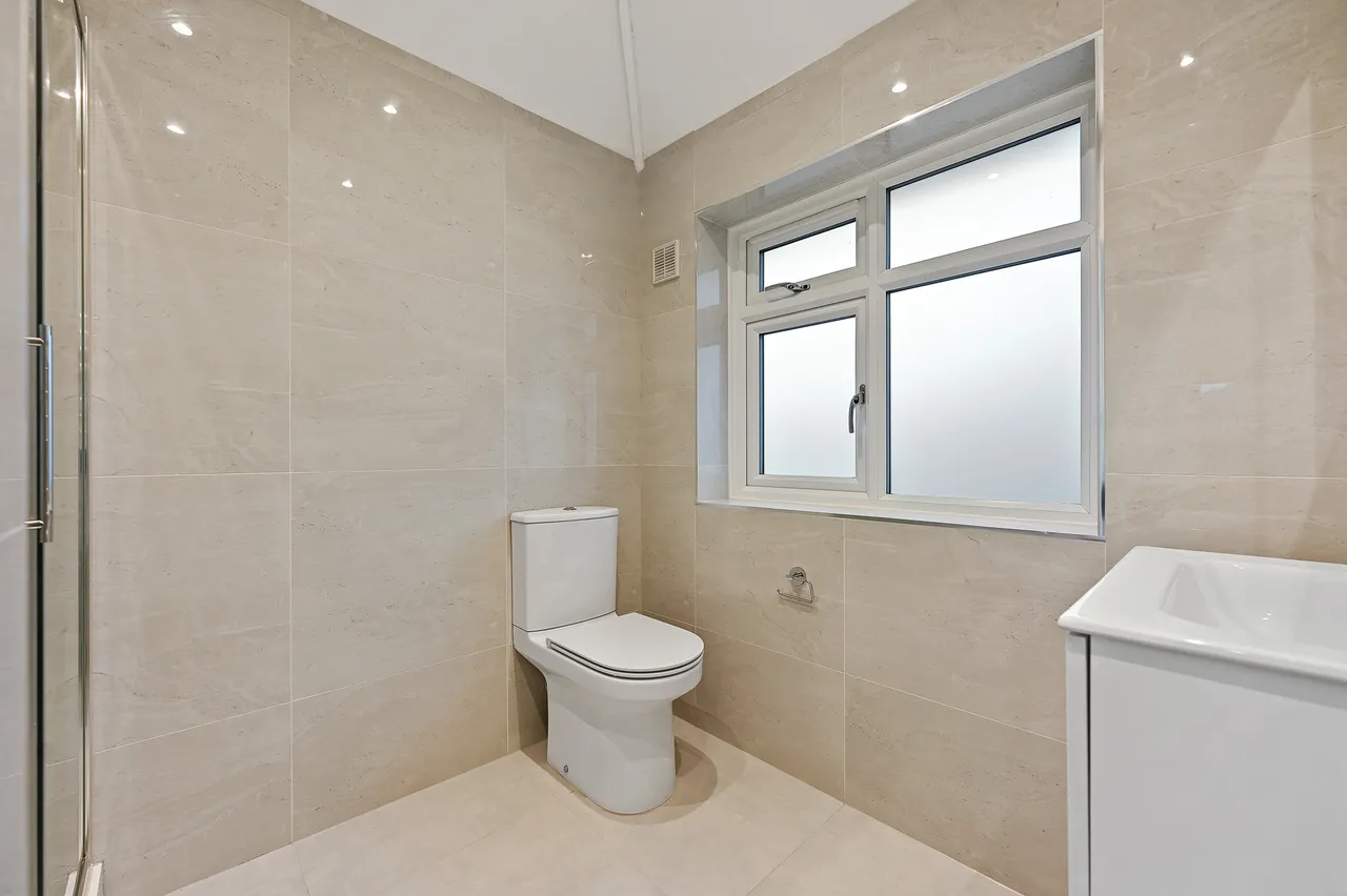 Parkside Way, North Harrow, HA2, photo 12