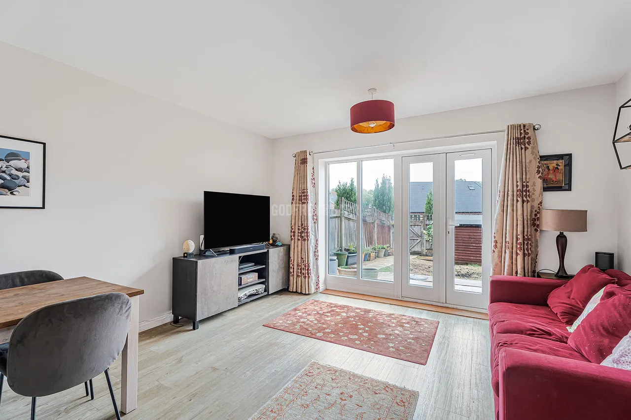Morphou Road, Mill Hill East, NW7, photo 2