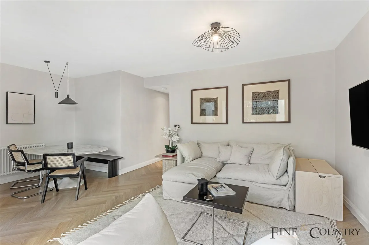 Brondesbury Villas, London, photo 8
