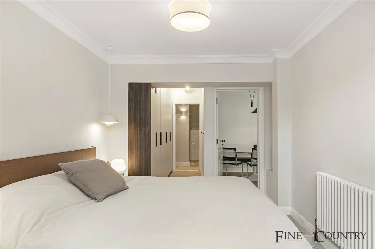 Brondesbury Villas, London, photo 11
