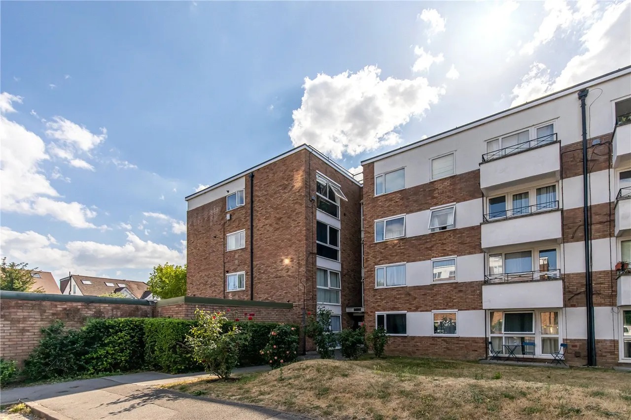 Balmain Close, London, W5, photo 12