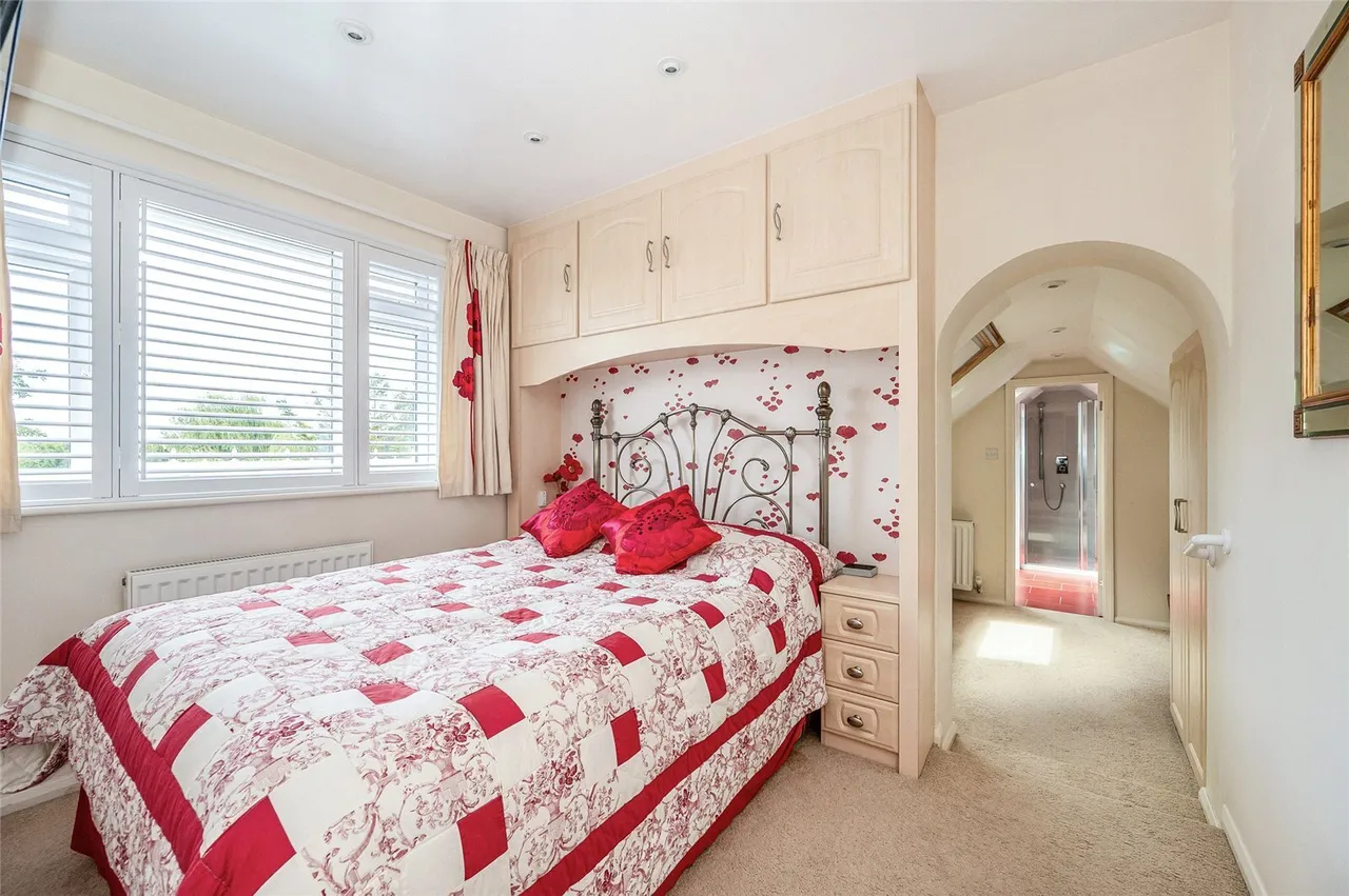 Havant Road, Hayling Island, PO11, photo 12