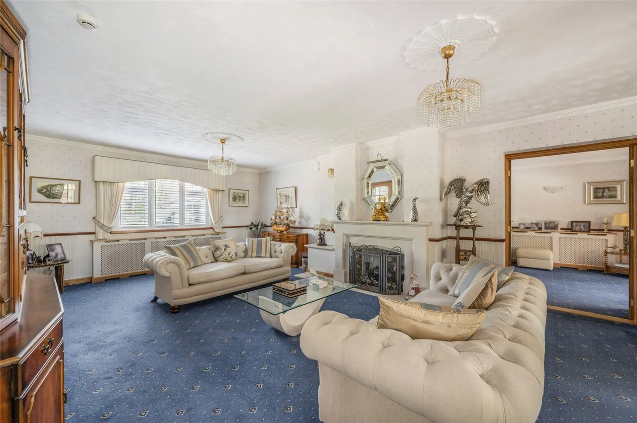 Havant Road, Hayling Island, PO11, photo 8