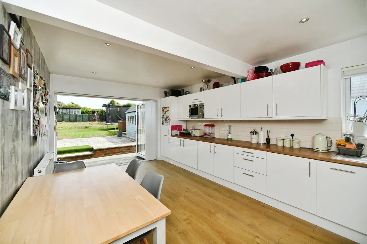 The Promenade, Peacehaven, BN10, photo 2