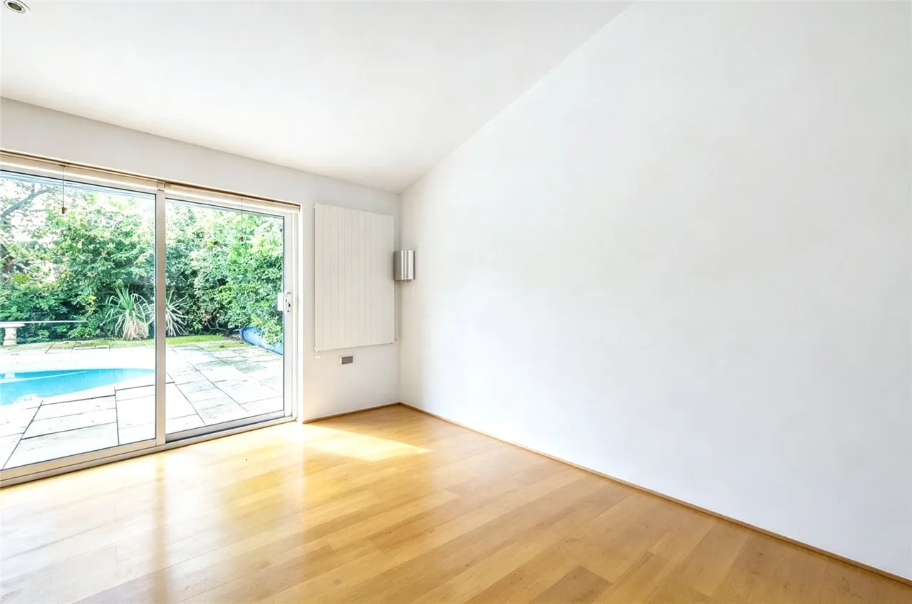 Beech Hill Avenue, Hadley Wood, EN4 0LN, photo 9