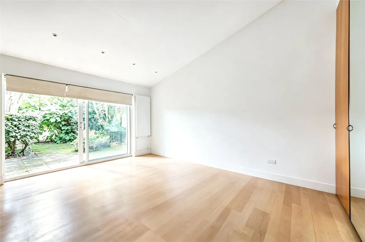 Beech Hill Avenue, Hadley Wood, EN4 0LN, photo 10