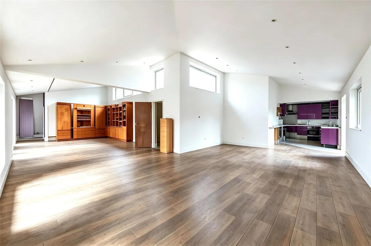 Beech Hill Avenue, Hadley Wood, EN4 0LN, photo 3