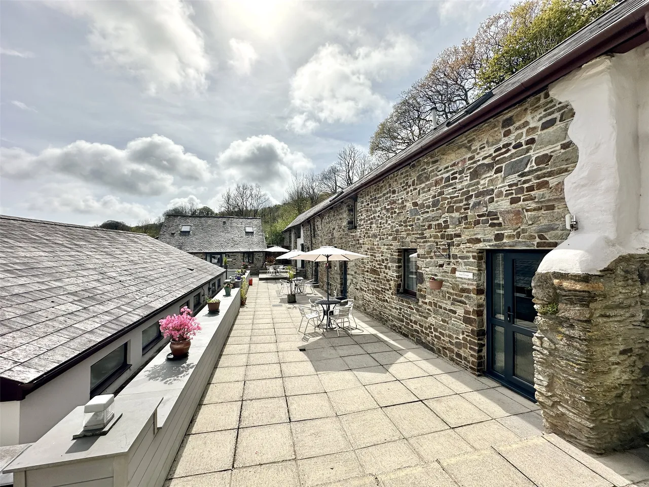 Seven Characterful Cottages & 4.5 Acres, West Down, EX34, photo 32