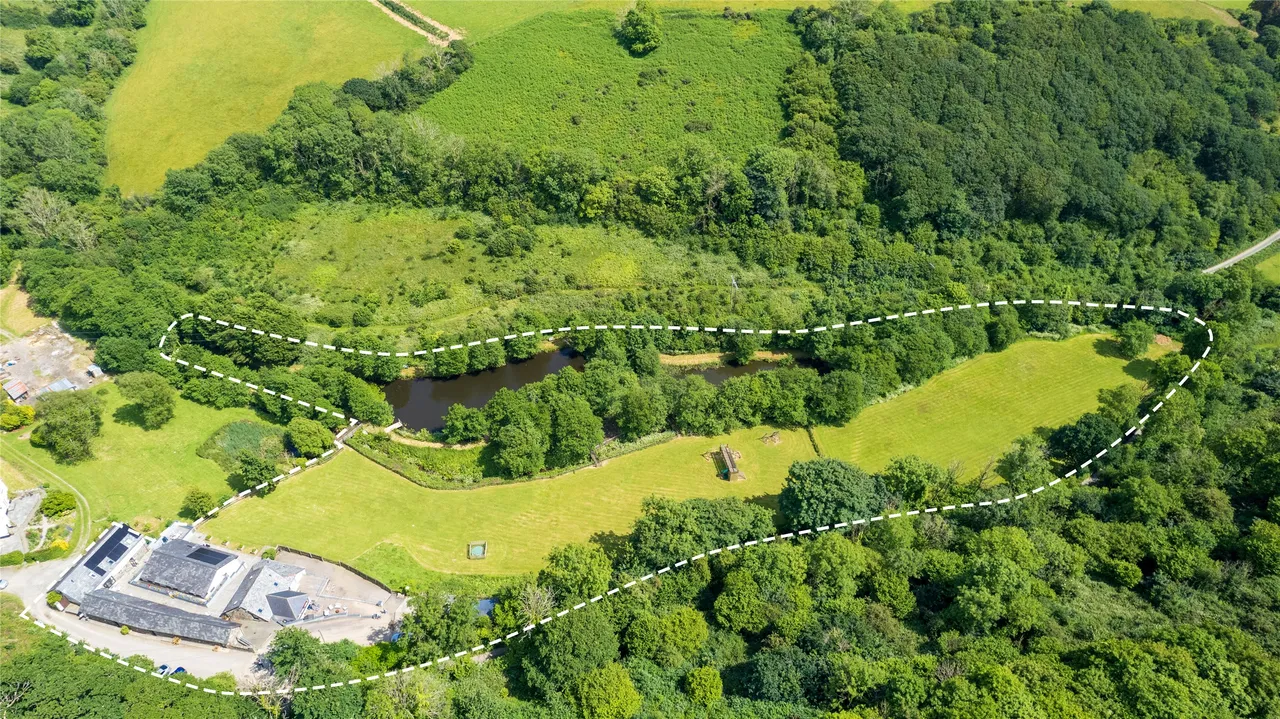 Seven Characterful Cottages & 4.5 Acres, West Down, EX34, photo 12