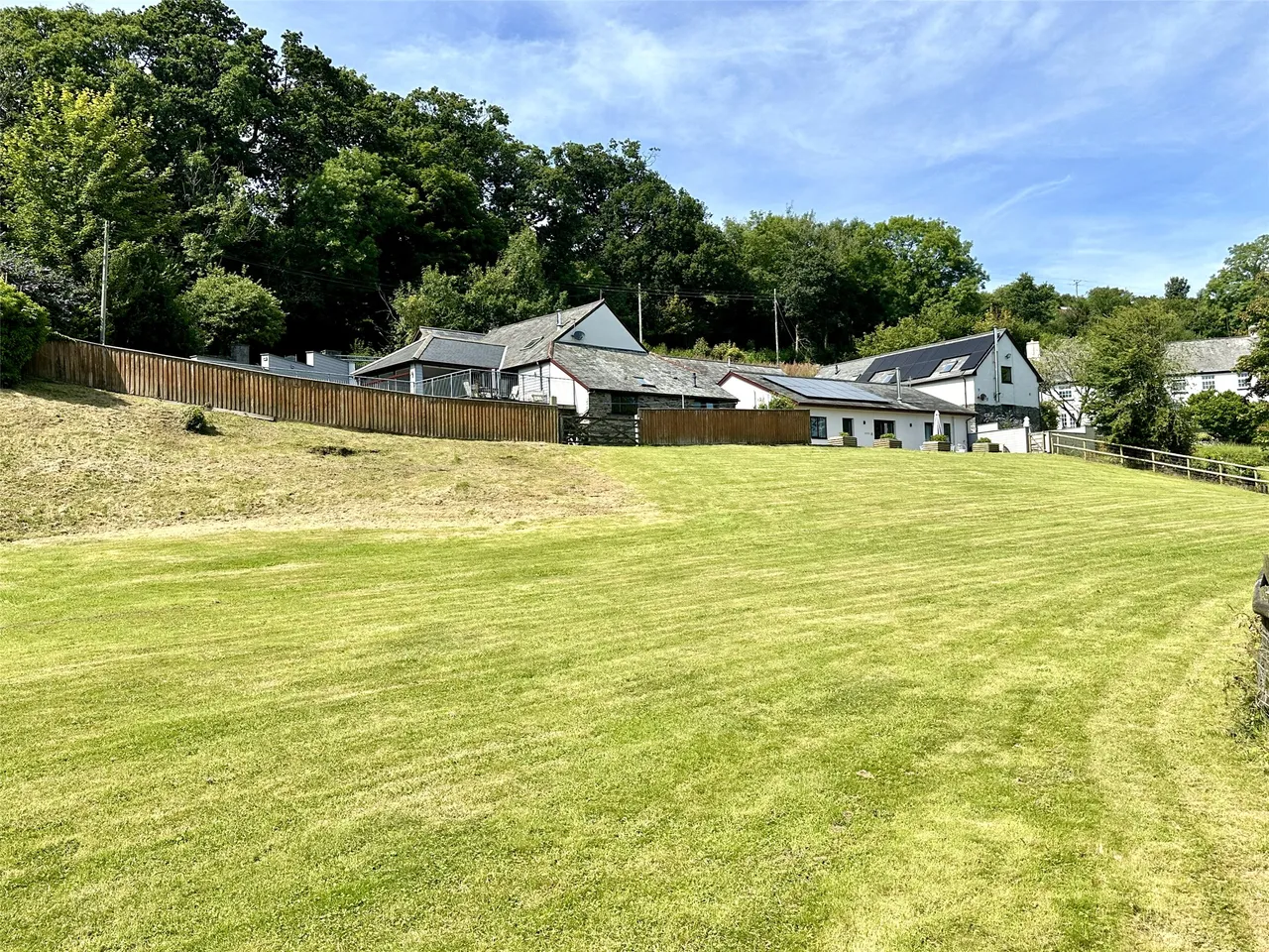 Seven Characterful Cottages & 4.5 Acres, West Down, EX34, photo 65