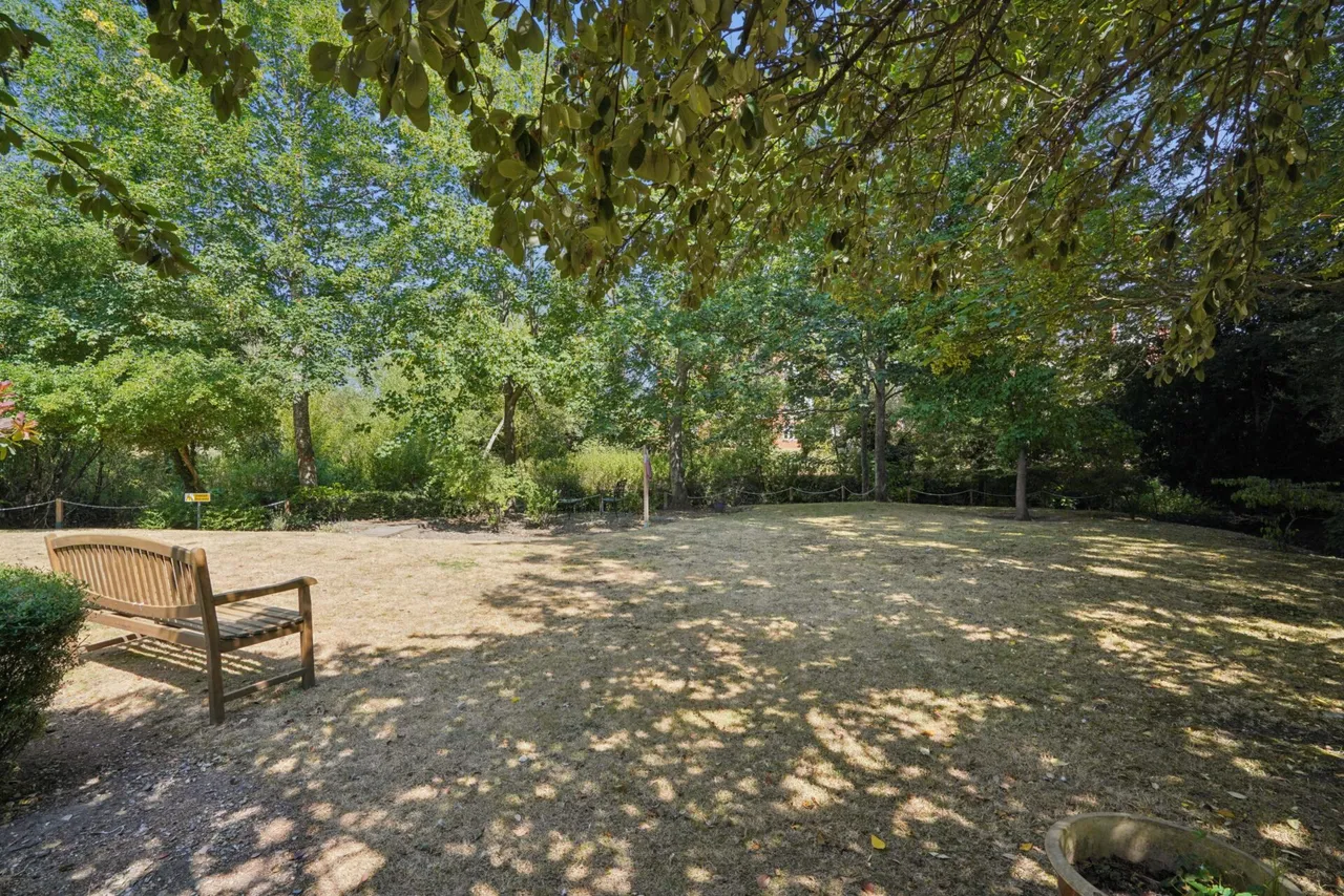 Mill Stream Court, Abingdon, OX14, photo 9