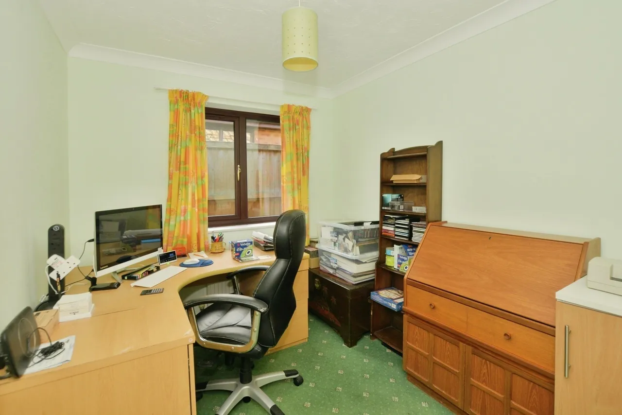 Samuel Mews, Lydd, TN29, photo 9