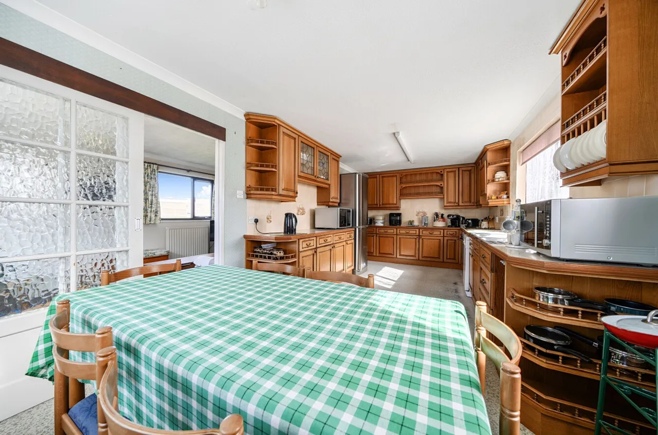 Warner Road, Selsey, PO20, photo 9