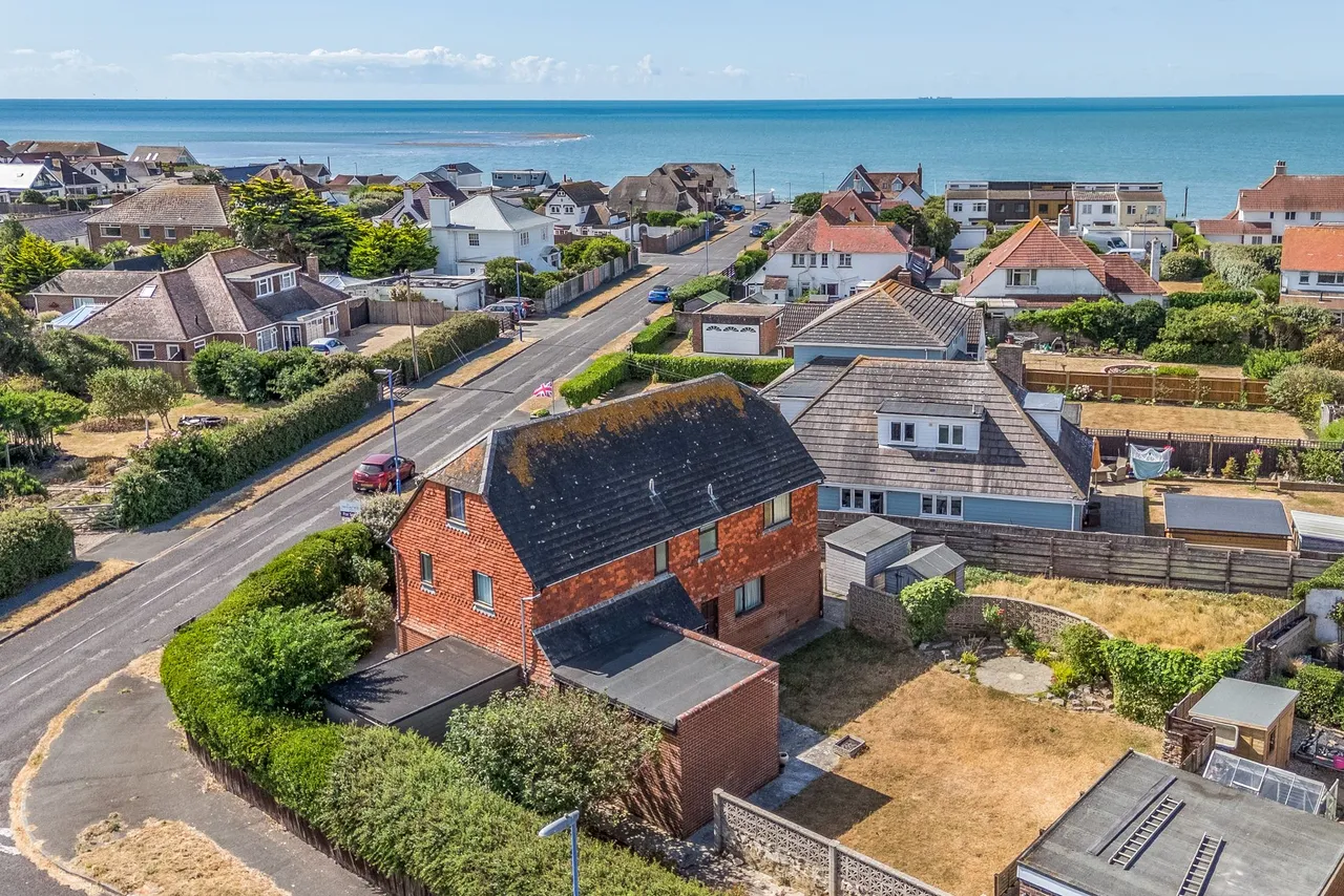 Warner Road, Selsey, PO20, photo 23